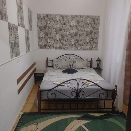 Apartment Near Rynok Square Lviv Dış mekan fotoğraf